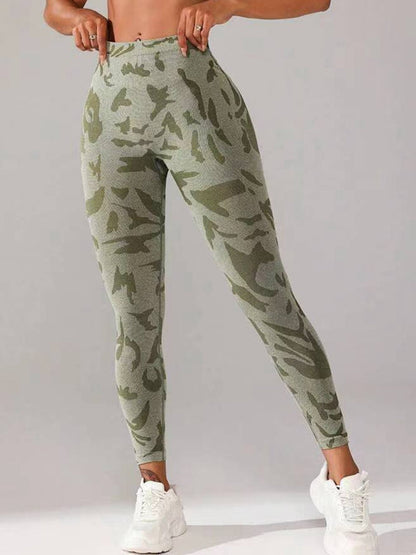 BUYCO Female Fitted Camouflage Deep V Back Ruched Back Leggings