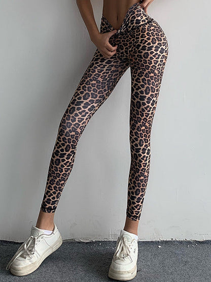 BUYCO Female Leopard Ruched Back Body Fit Leggings