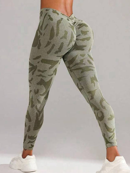 BUYCO Female Fitted Camouflage Deep V Back Ruched Back Leggings