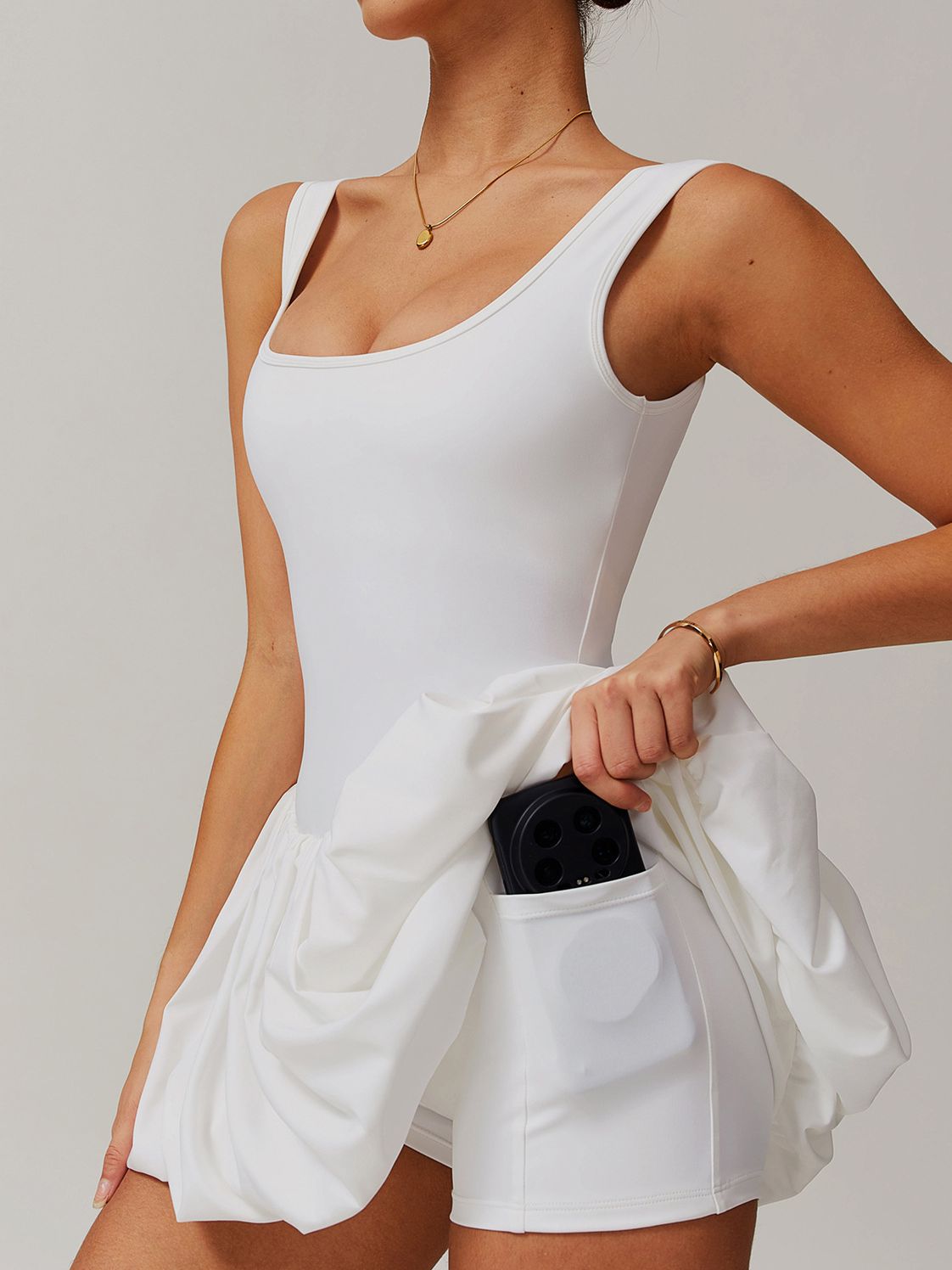 BUYCO Female Solid color U Collar Backless 2 in 1 Pleated Tennis Dress