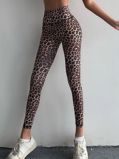 BUYCO Female Leopard Ruched Back Body Fit Leggings