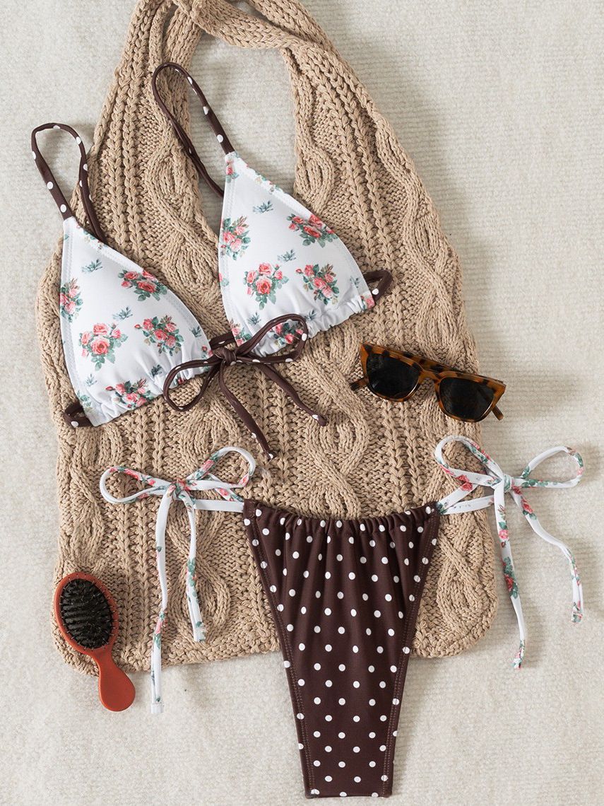 BUYCO Female Fitted Flower Wave Point Print Bikini Set