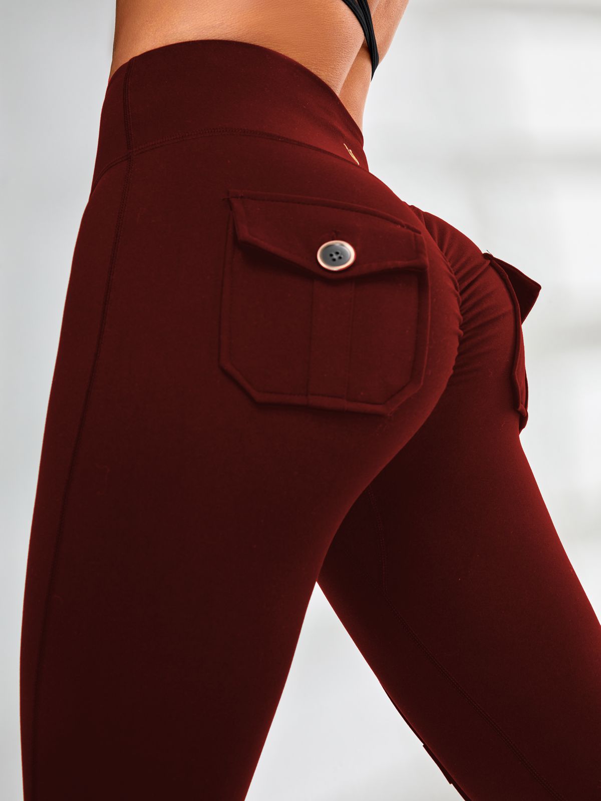BUYCO Female Pocket Ruched Back Leggings