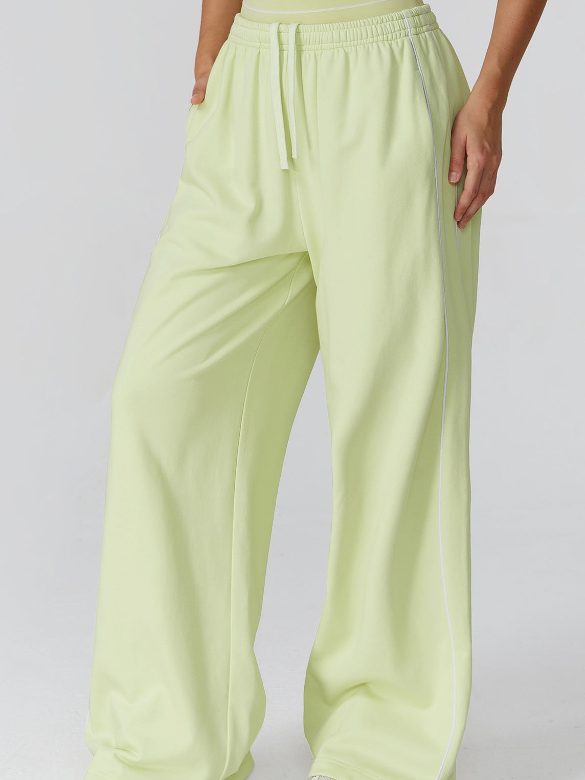 BUYCO Female Casual Loose Contrast Color Stripe High-rise Pants