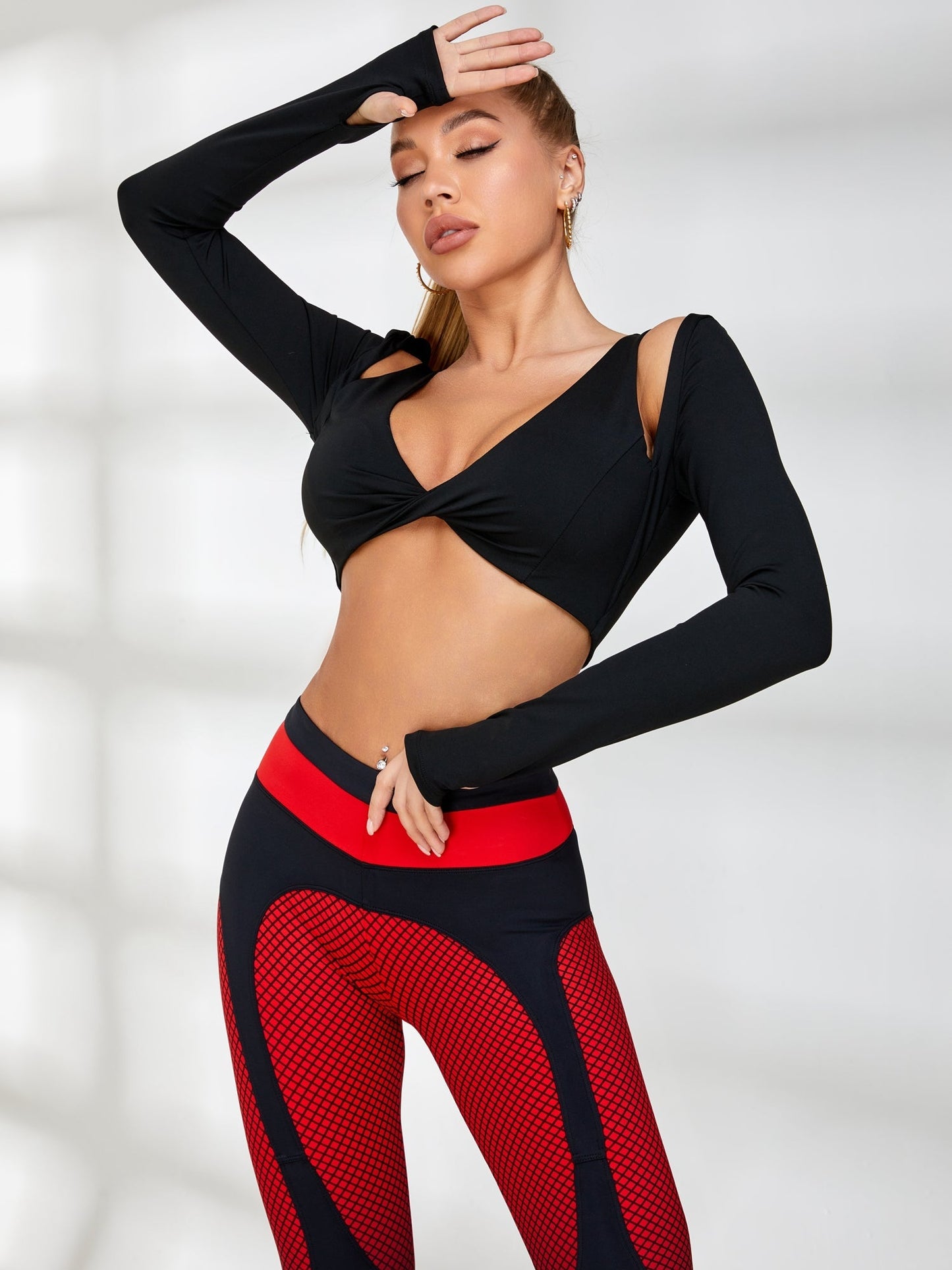 BUYCO Female Pop Style Contrast Color Unique Twist With Pads Tracksuit