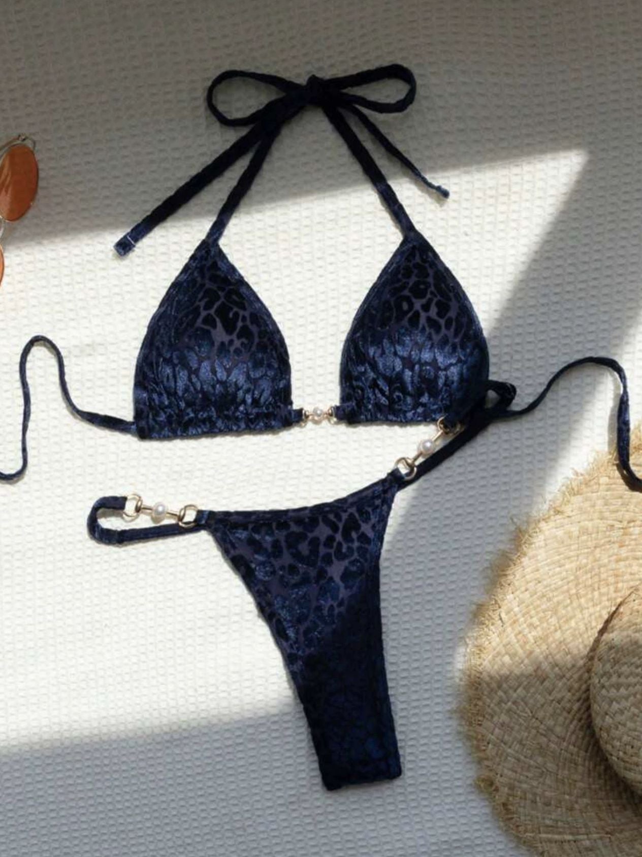 BUYCO Female Leopard Print Glossy Coral Fleece Pearl Beach Bikini Set