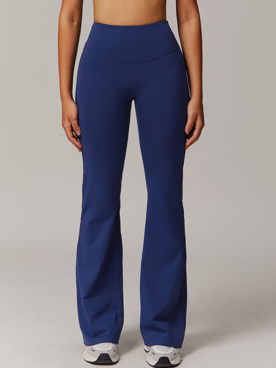BUYCO Female Solid Color Flare High-rise Leggings