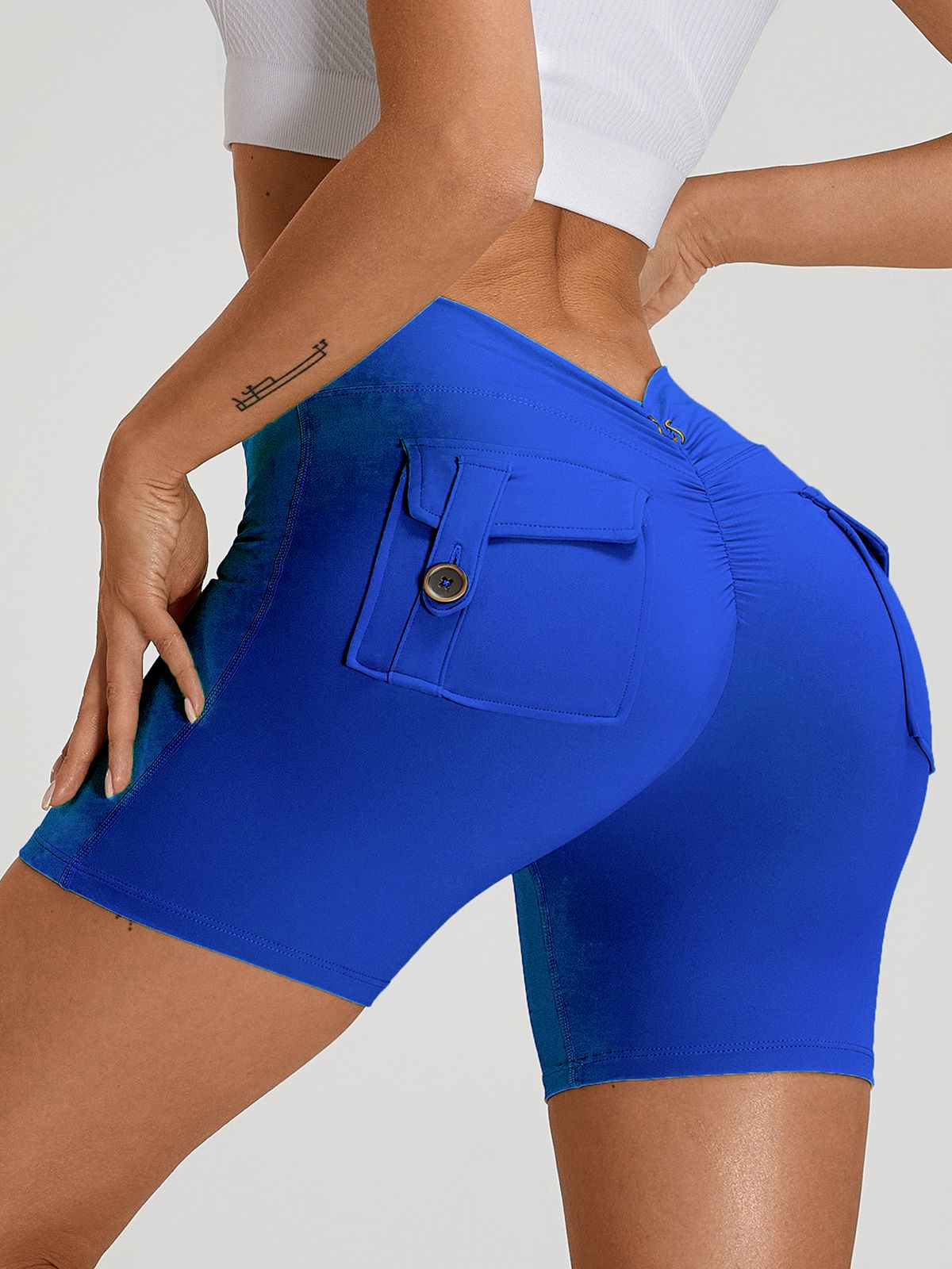 BUYCO Female Deep V Back Pocket Ruched Back Fit Shorts