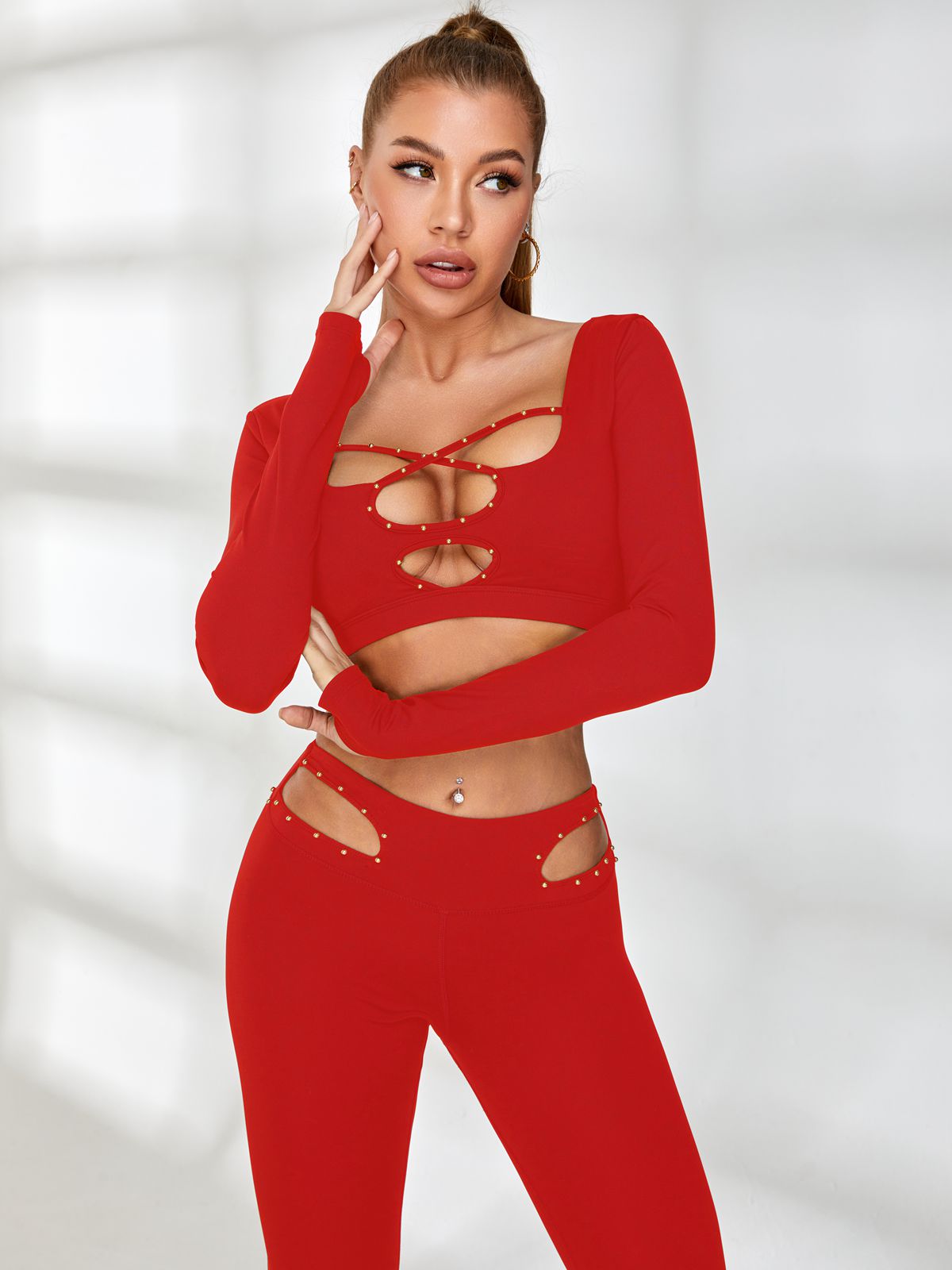 BUYCO Female Rivet Cross Cutout Backless Long Sleeves