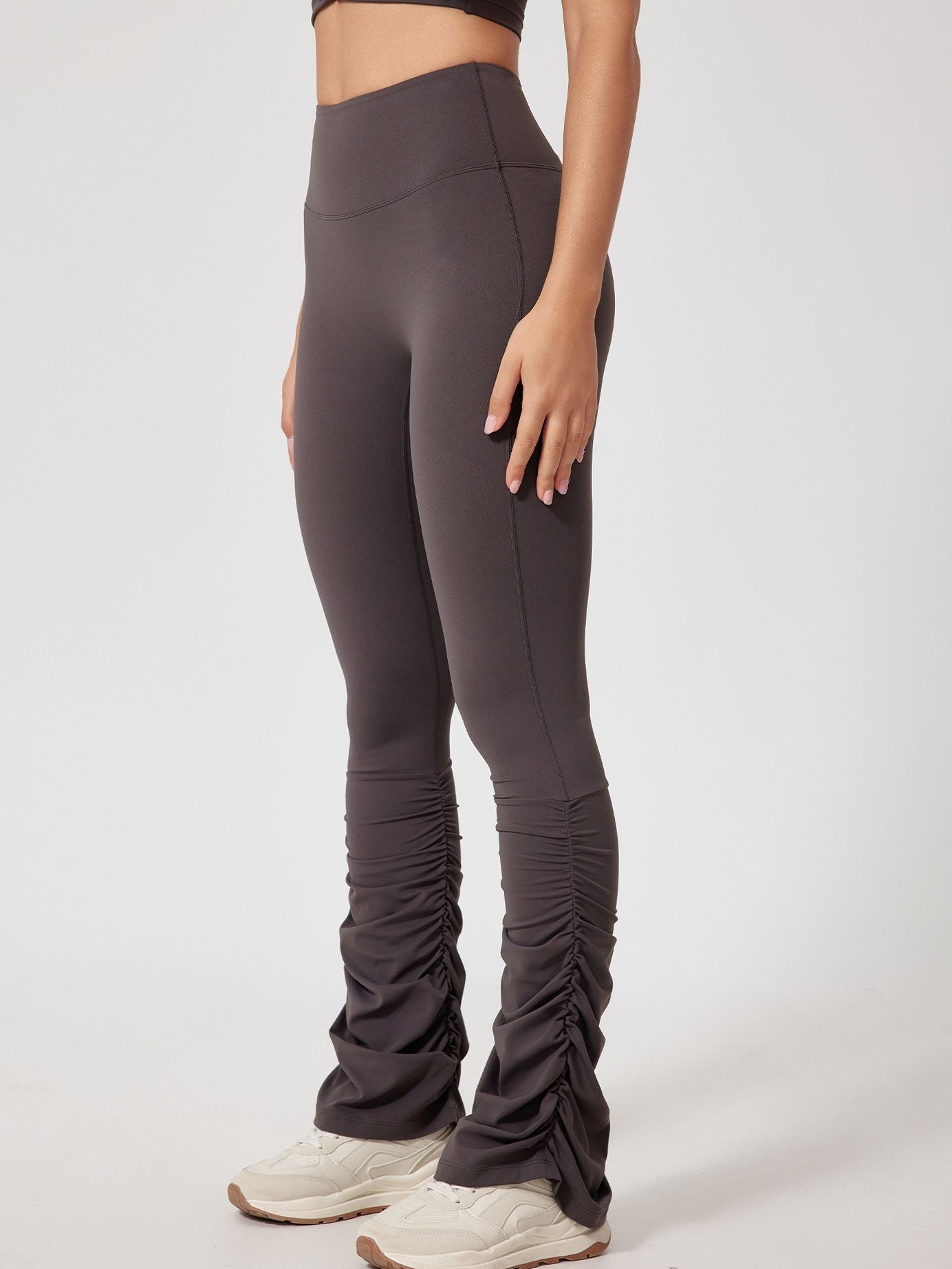 BUYCO Female Solid Color Flare Folds High-rise Leggings