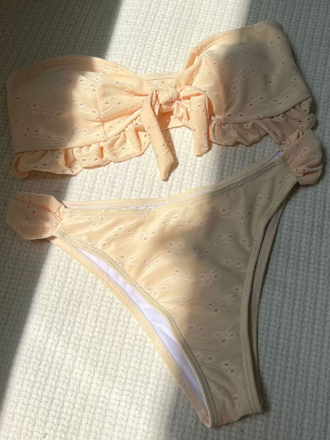 BUYCO Female Fitted Solid Flounce Bikini Set