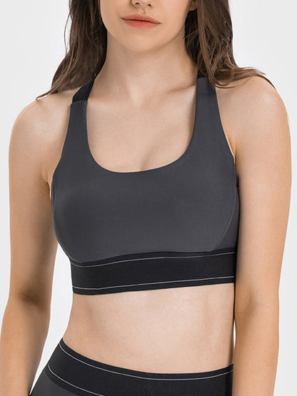 BUYCO Female Contrast Color Adjustable Strap with Chest Pads Sports Bras