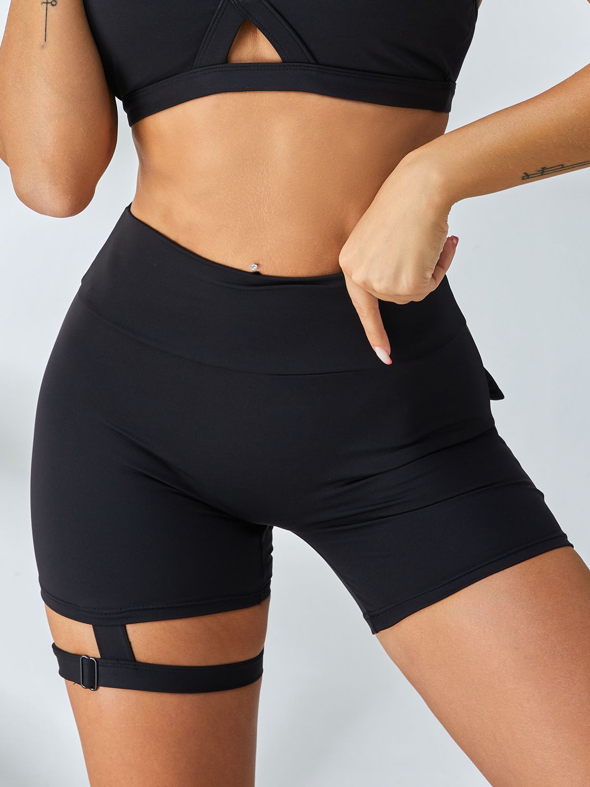 BUYCO Female Unique Cut Out Pocket Mesh Ruched Back Spandex Gym Fit Shorts