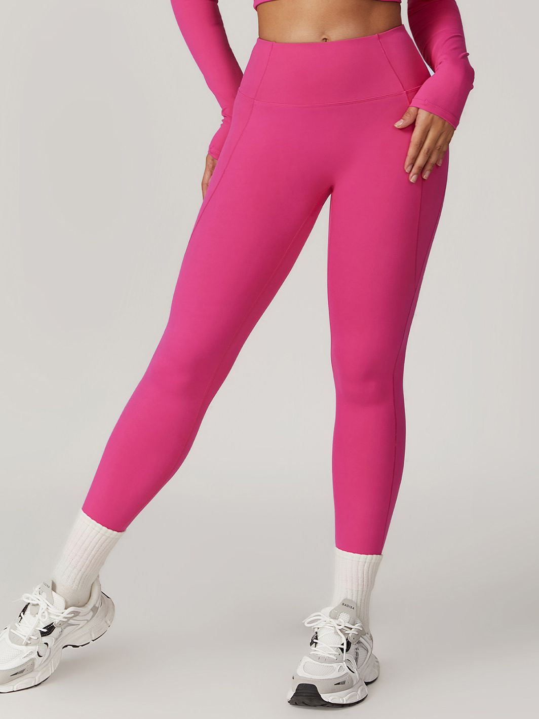 BUYCO Female High-waisted Hip-lift Quick Dry Elastic Tight Ruched Back Leggings