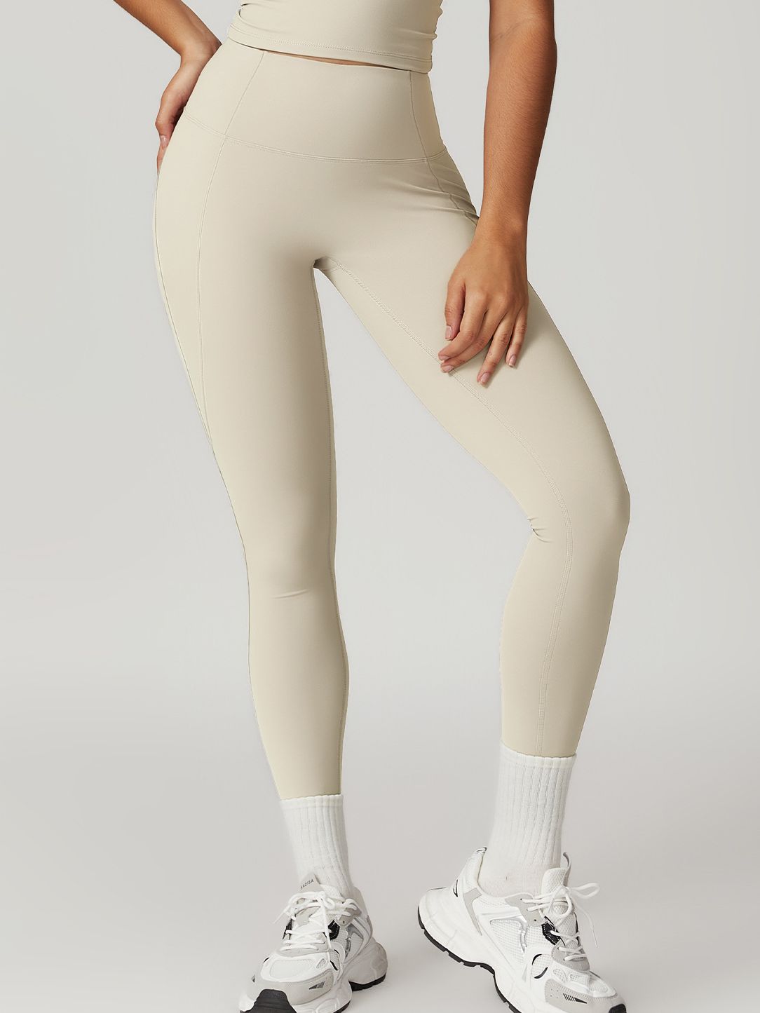 BUYCO Female High-waisted Hip-lift Quick Dry Elastic Tight Ruched Back Leggings