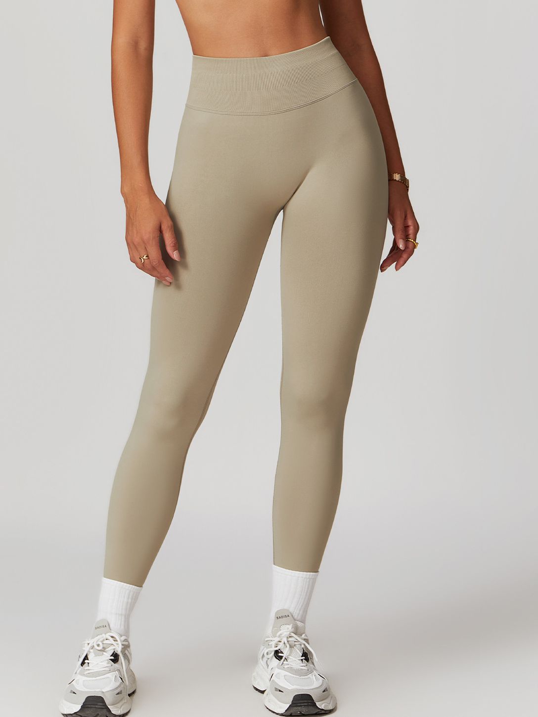 BUYCO Female Seamless Ruched Back High-waisted Fit Leggings