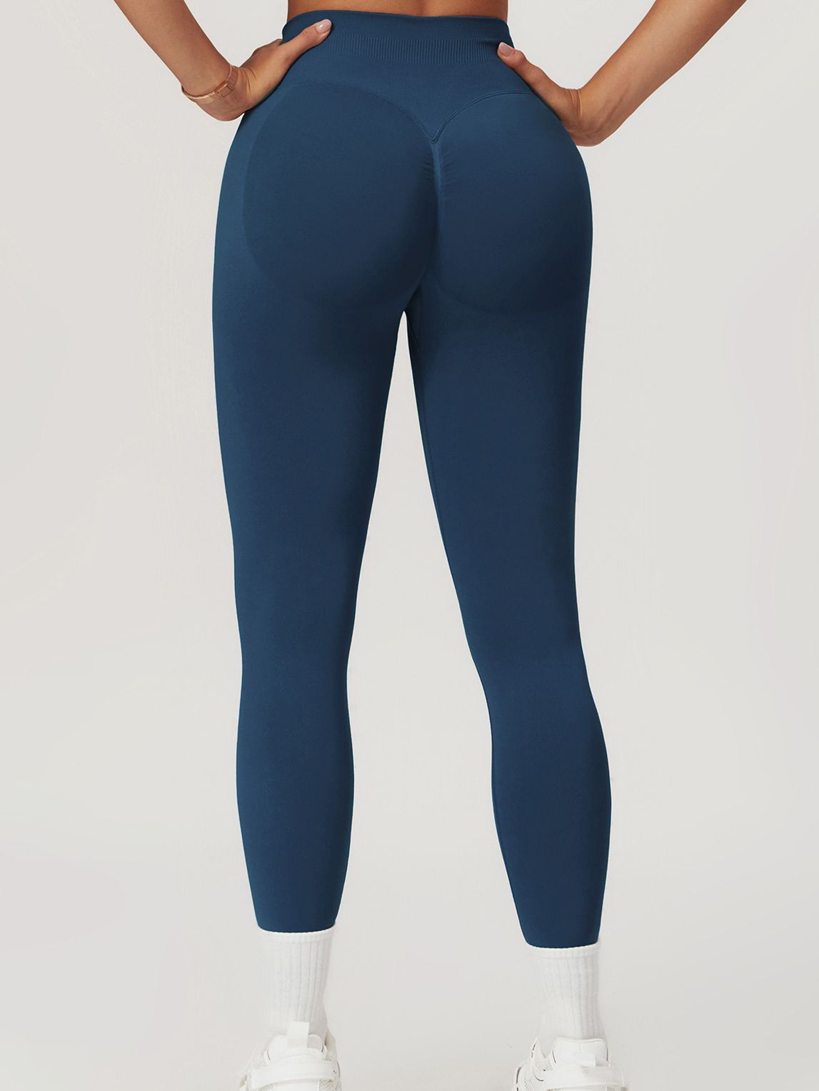 BUYCO Female Seamless Ruched Back High-waisted Fit Leggings