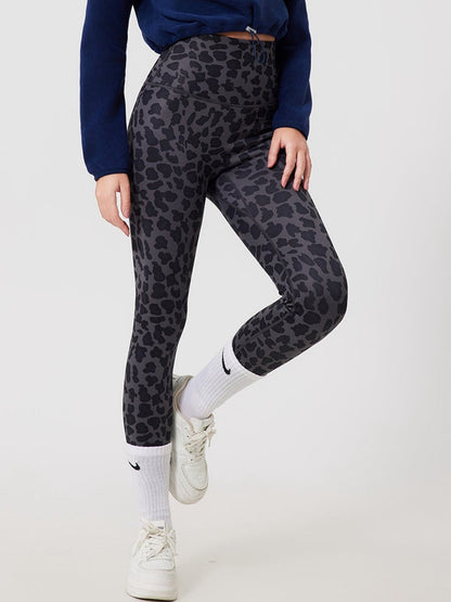 BUYCO Female Fleece Leopard Print Leggings