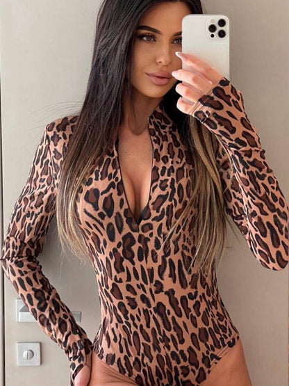BUYCO Female Fitted Leopard Print Zipper Bodysuit