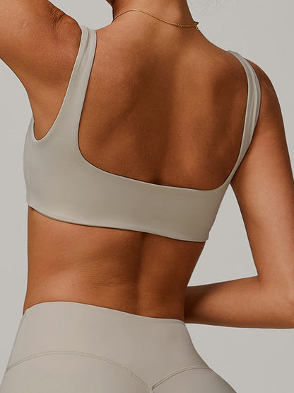 BUYCO Female Fitted V-shape Waist Flare Backless Short Tracksuit