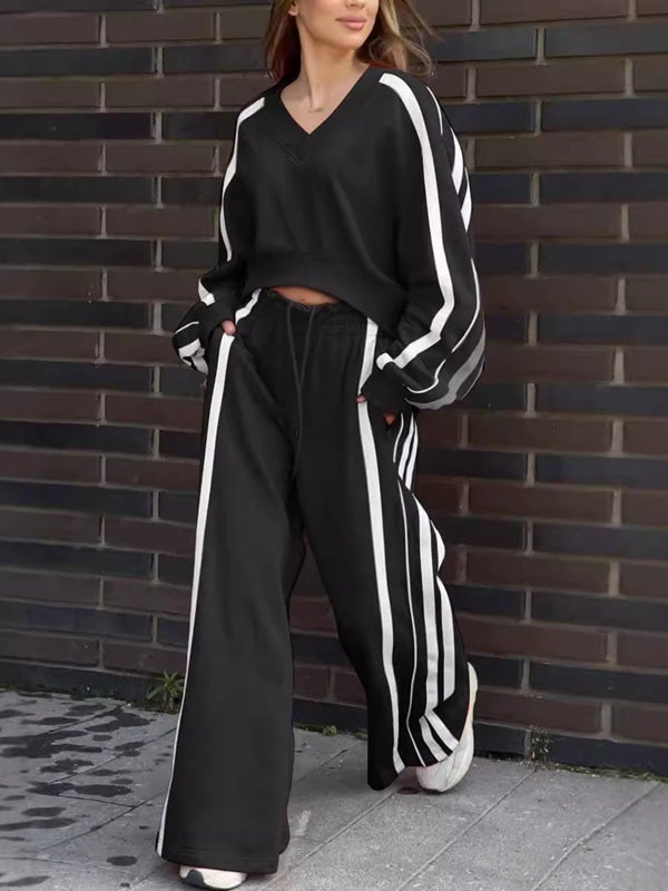 BUYCO Female Contrast Color Stripes Big Heart Collar Pocket Casual Tracksuit