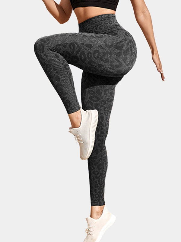 BUYCO Female Leopard Print Ruched Back Seamless Leggings