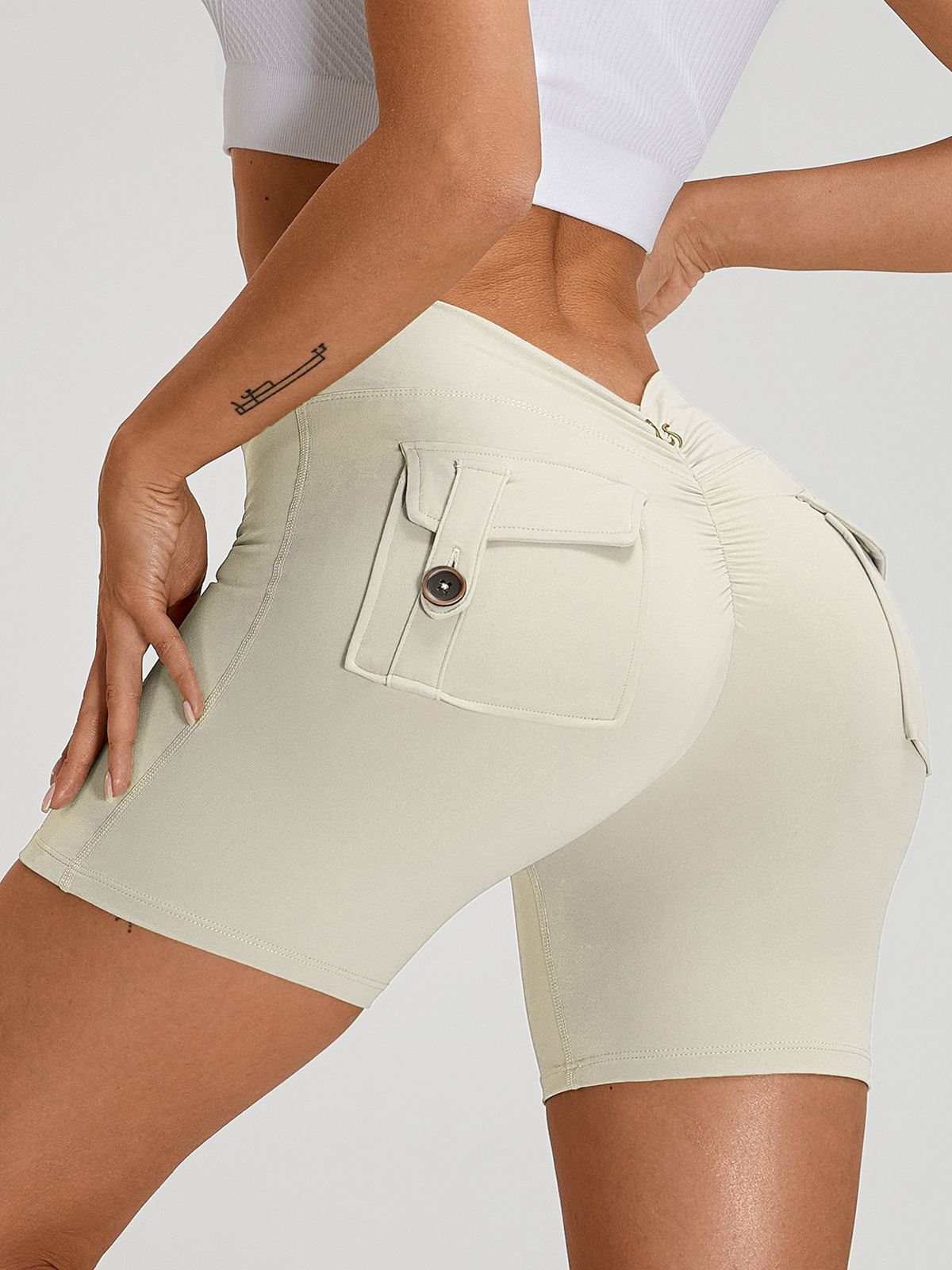 BUYCO Female Deep V Back Pocket Ruched Back Fit Shorts