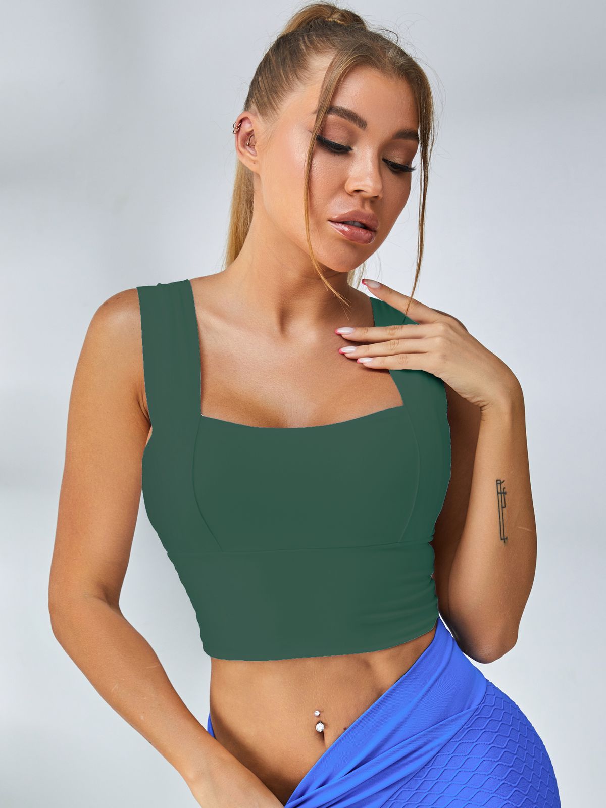 BUYCO Female Wide Shoulder Strap Sports Bras