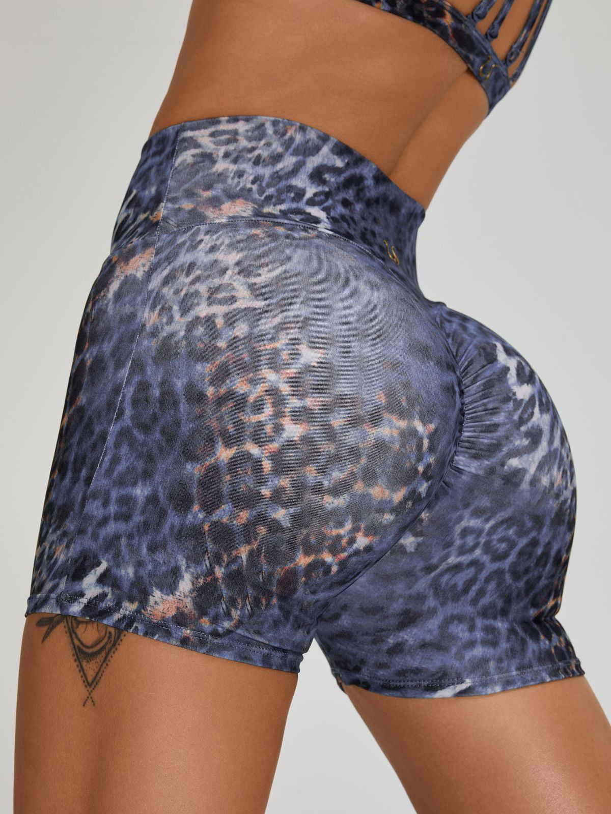 BUYCO Female Leopard Print Cross Back Sports Bras