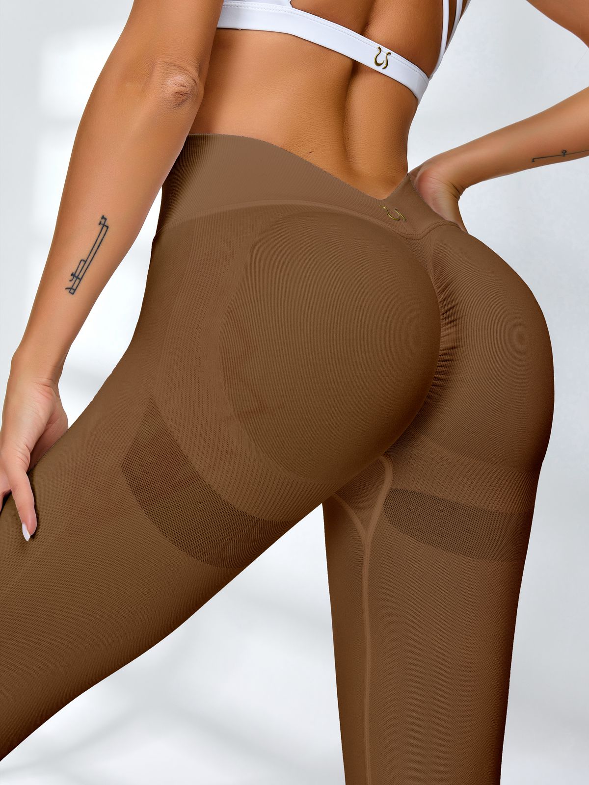 BUYCO Female Fitted Deep V Back Ruched Back Leggings