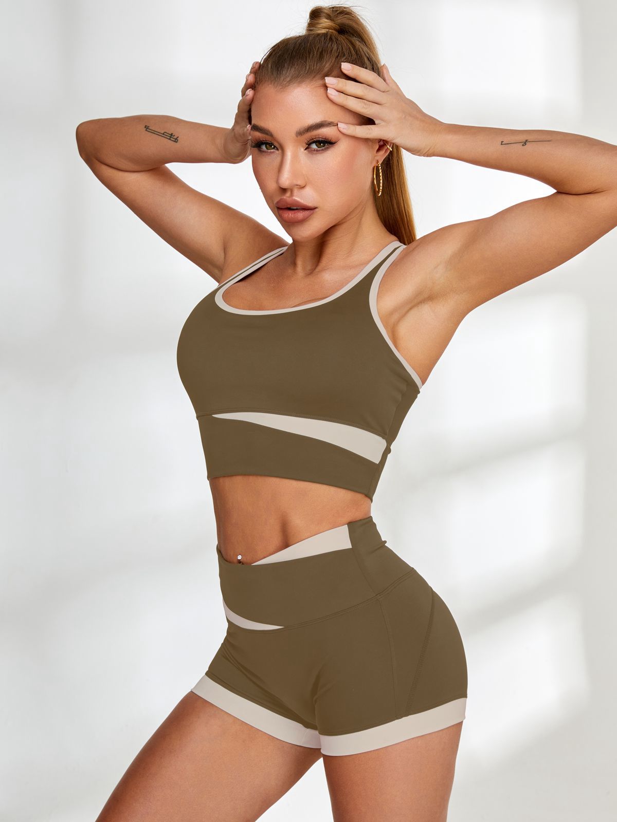 BUYCO Female Contrast Color Cross Back Short Tracksuit