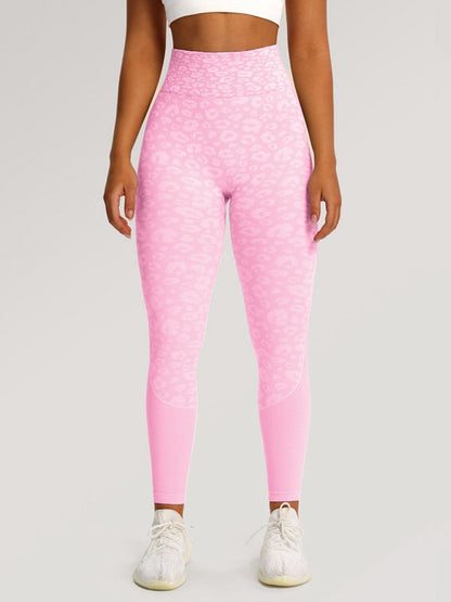 BUYCO Female Seamless Leopard Print Modern Fit Leggings
