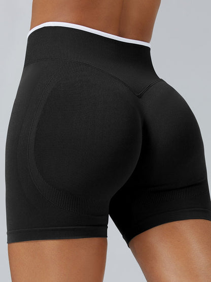 BUYCO Female Stripes Seamless High-rise Shorts