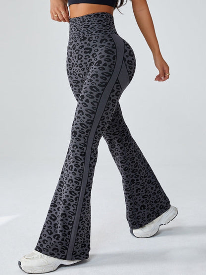 BUYCO Female Seamless Leopard Print Flare Fit Leggings