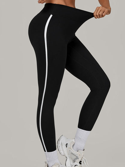 BUYCO Female Contrast Color Stripe Sports Bras