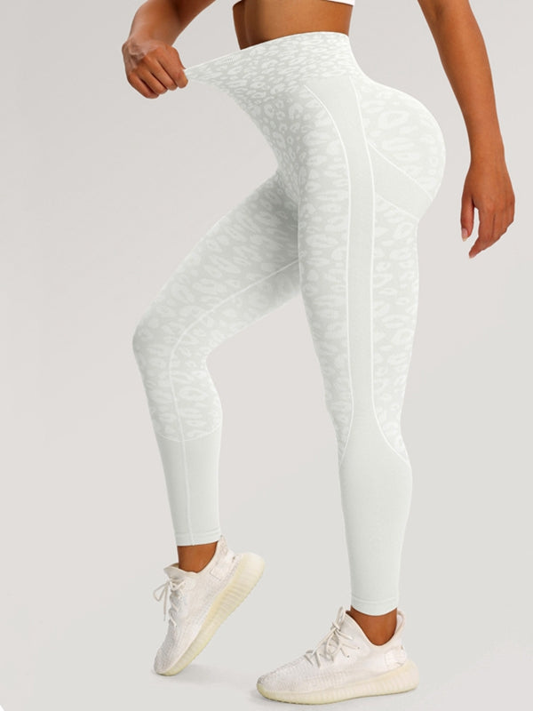 BUYCO Female Seamless Leopard Print Modern Fit Leggings